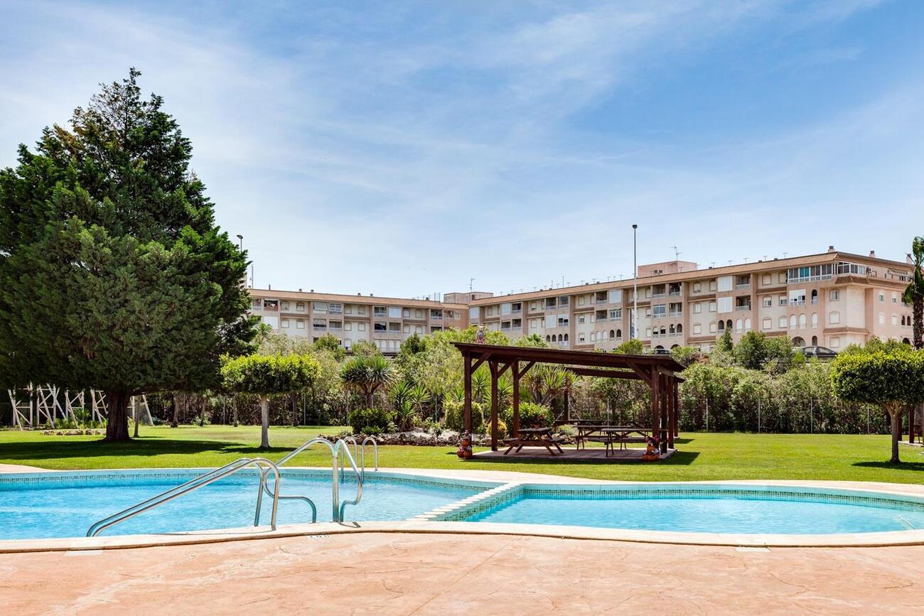 Bungalow for Sale in Torrevieja, Alicante