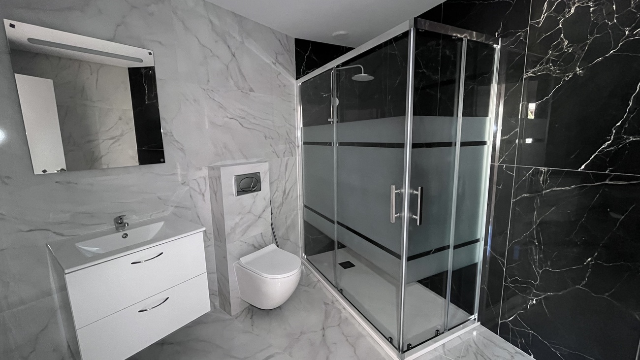 Bungalow for Sale in Torrevieja, Alicante