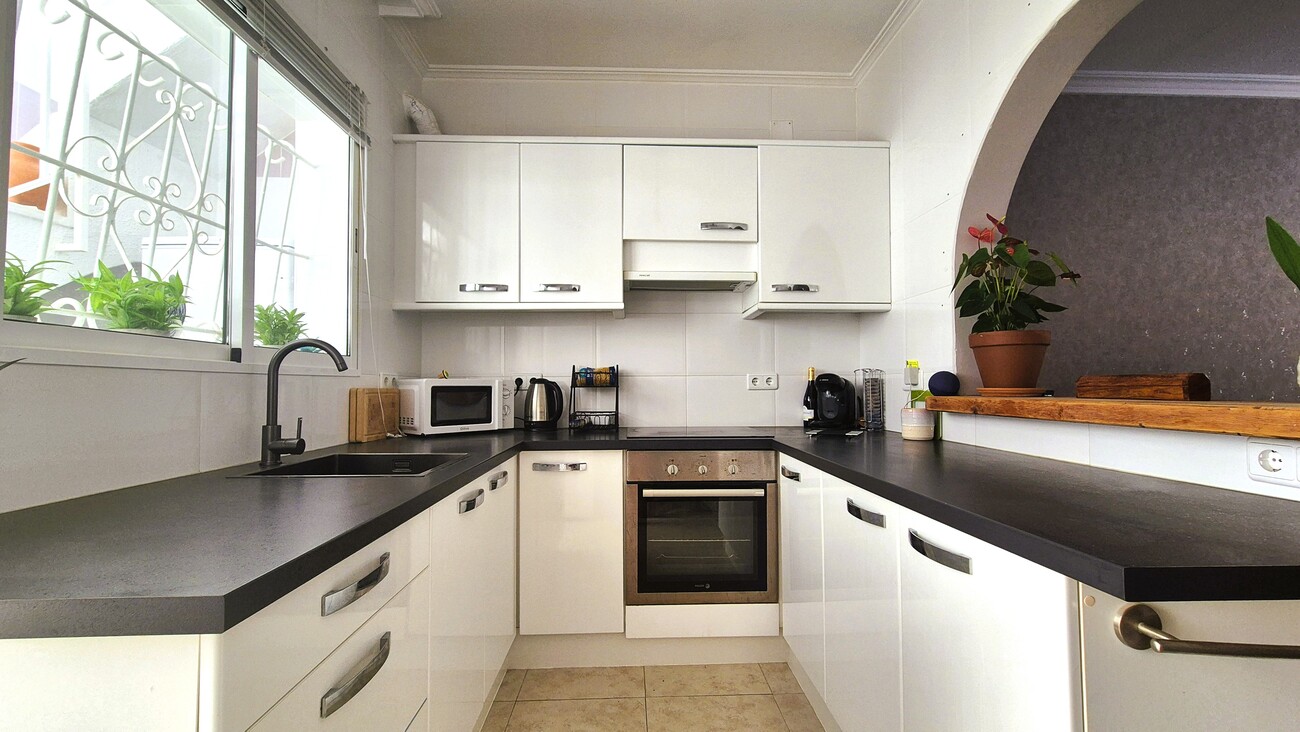 Semi Detached for Sale in Villamartin, Alicante