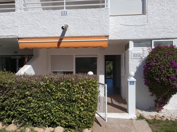 Bungalow for Sale in Villamartin, Alicante