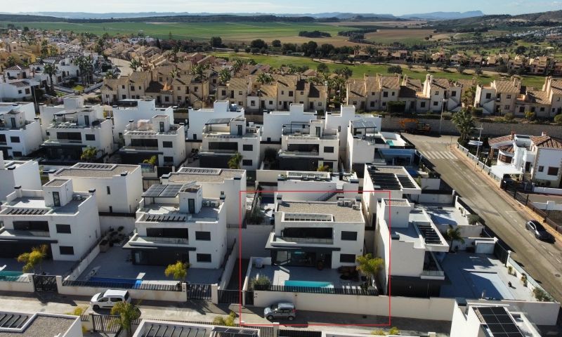 Villa for Sale in Algorfa, Alicante