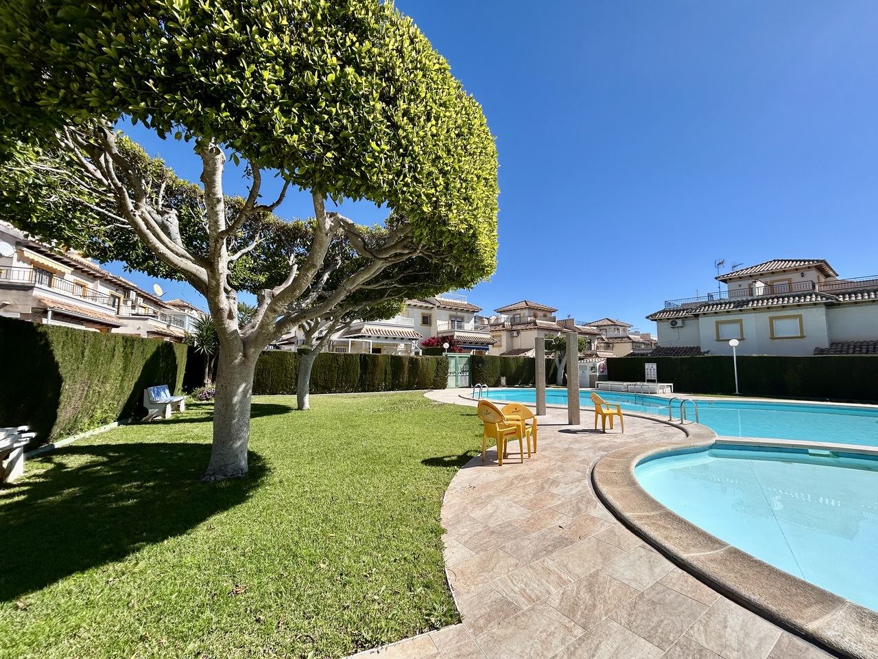 Penthouse for Sale in Playa Flamenca, Alicante