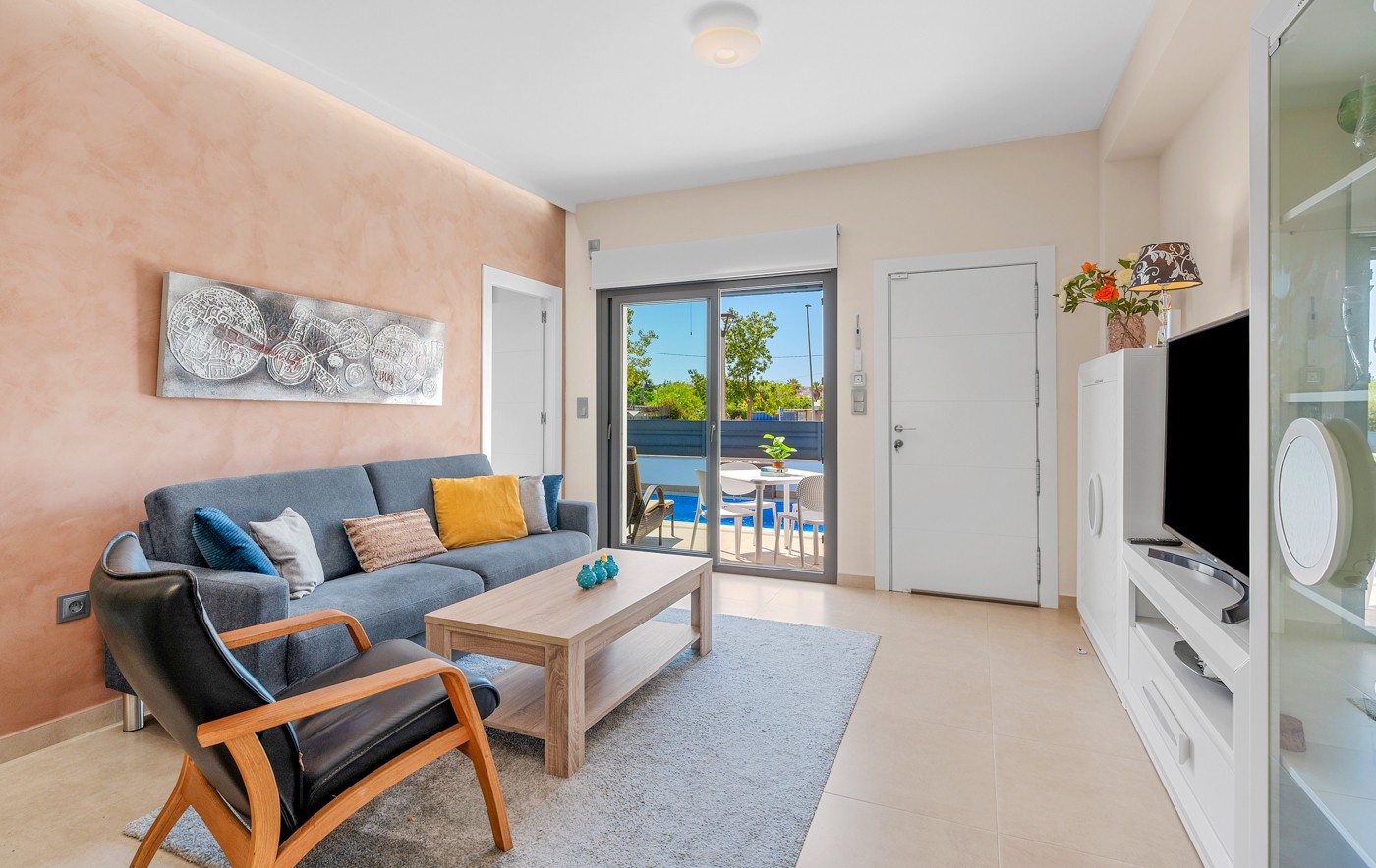 Town House for Sale in Formentera del Segura, Alicante