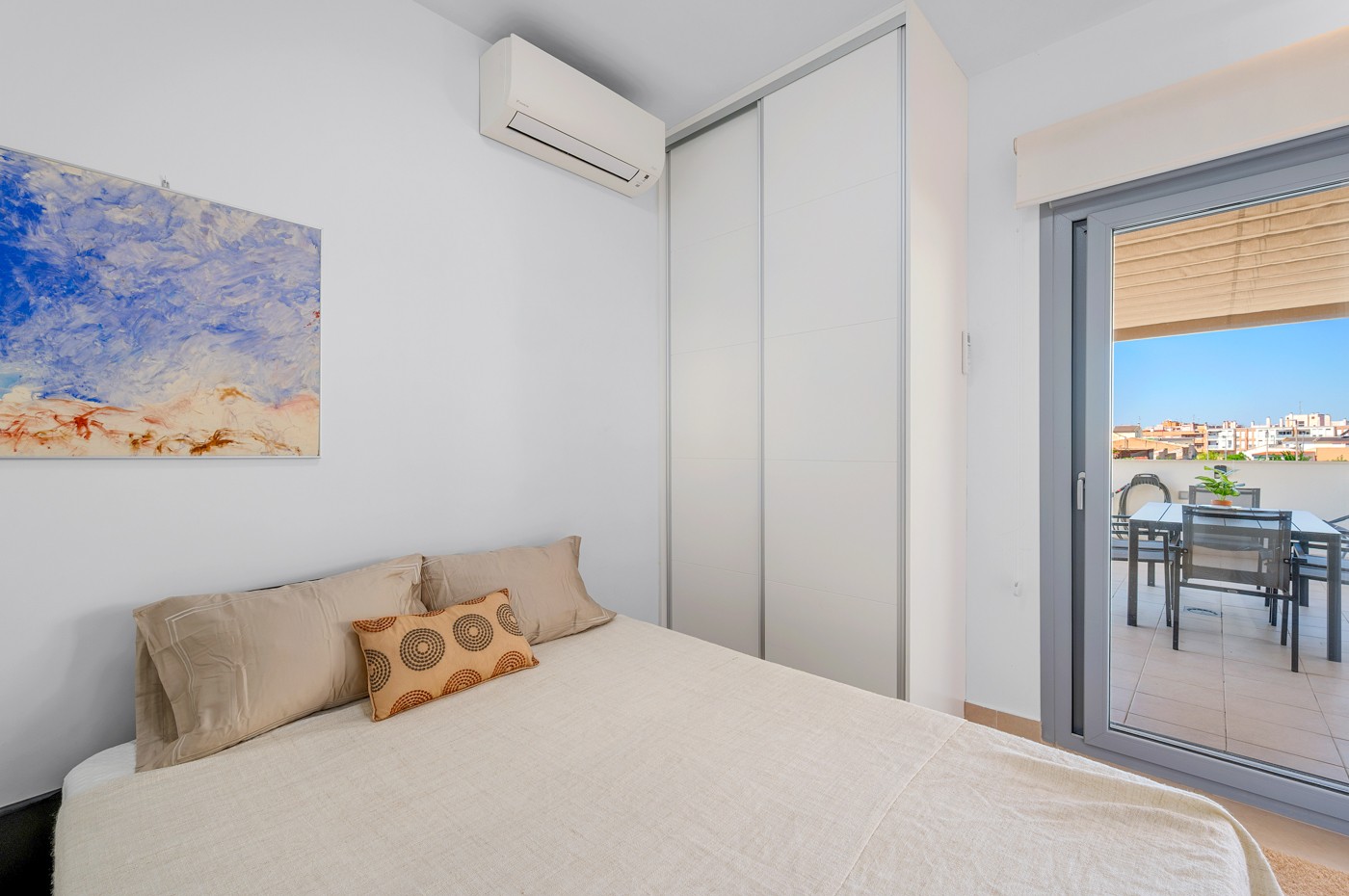 Town House for Sale in Formentera del Segura, Alicante