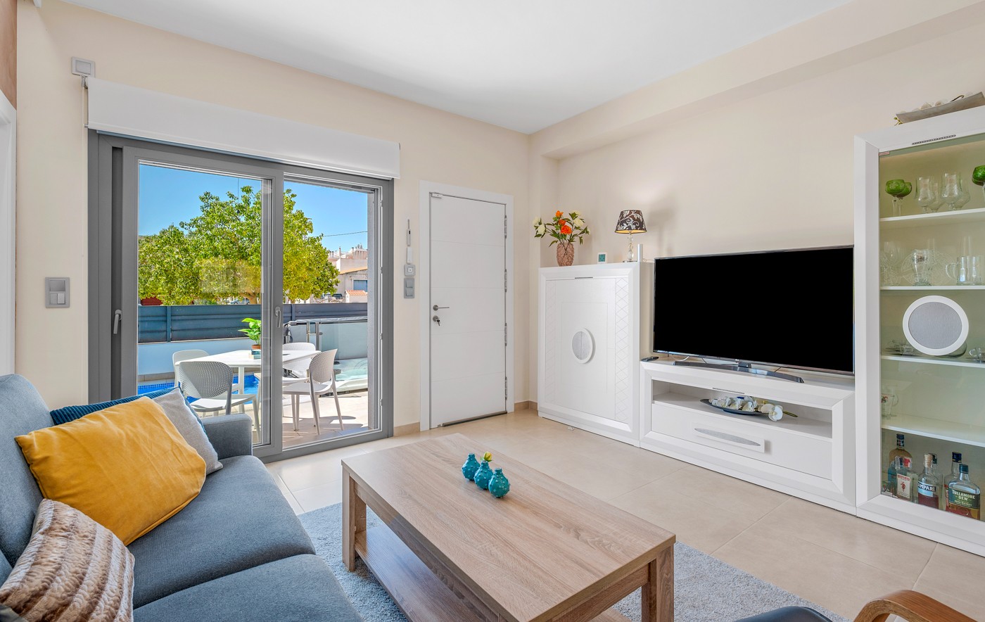 Town House for Sale in Formentera del Segura, Alicante
