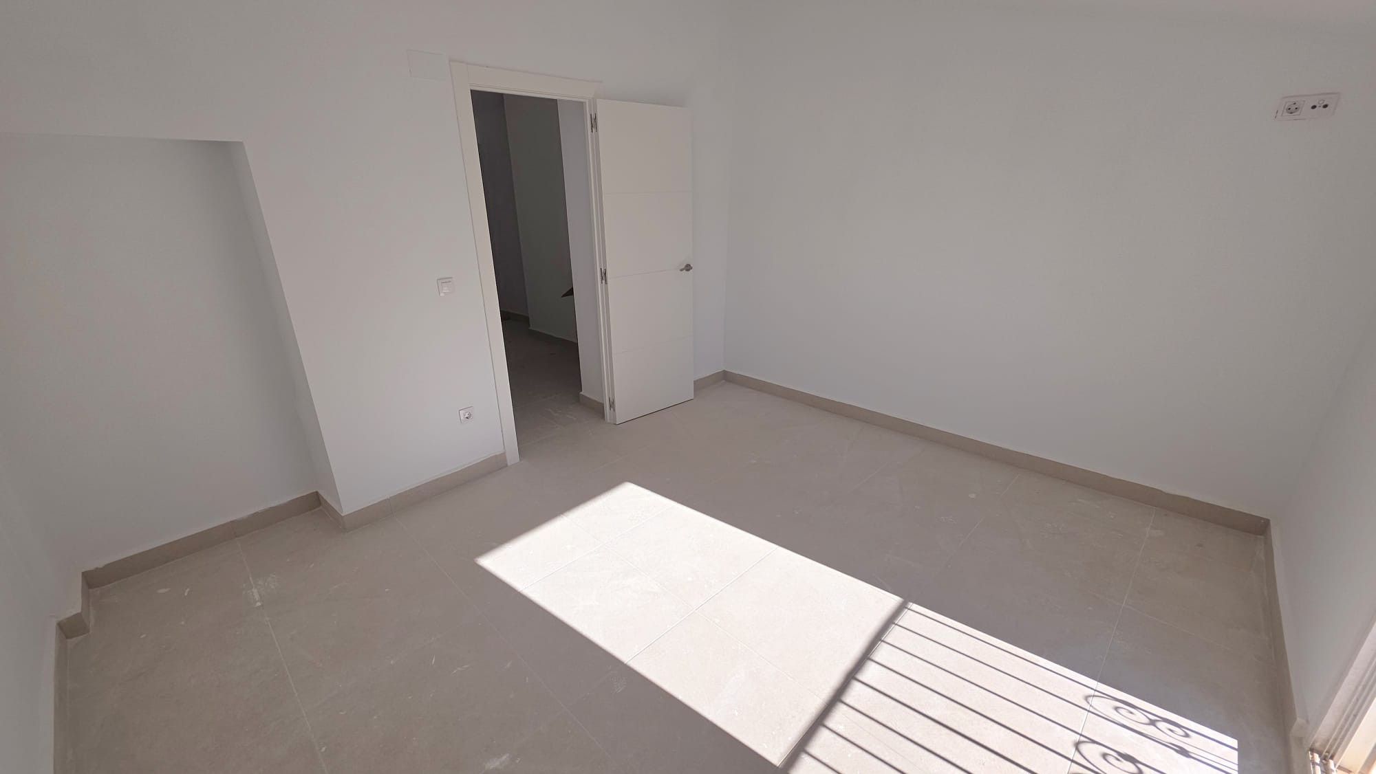Town House for Sale in Pinoso, Alicante