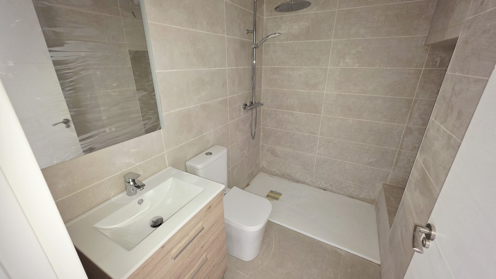 Town House for Sale in Pinoso, Alicante