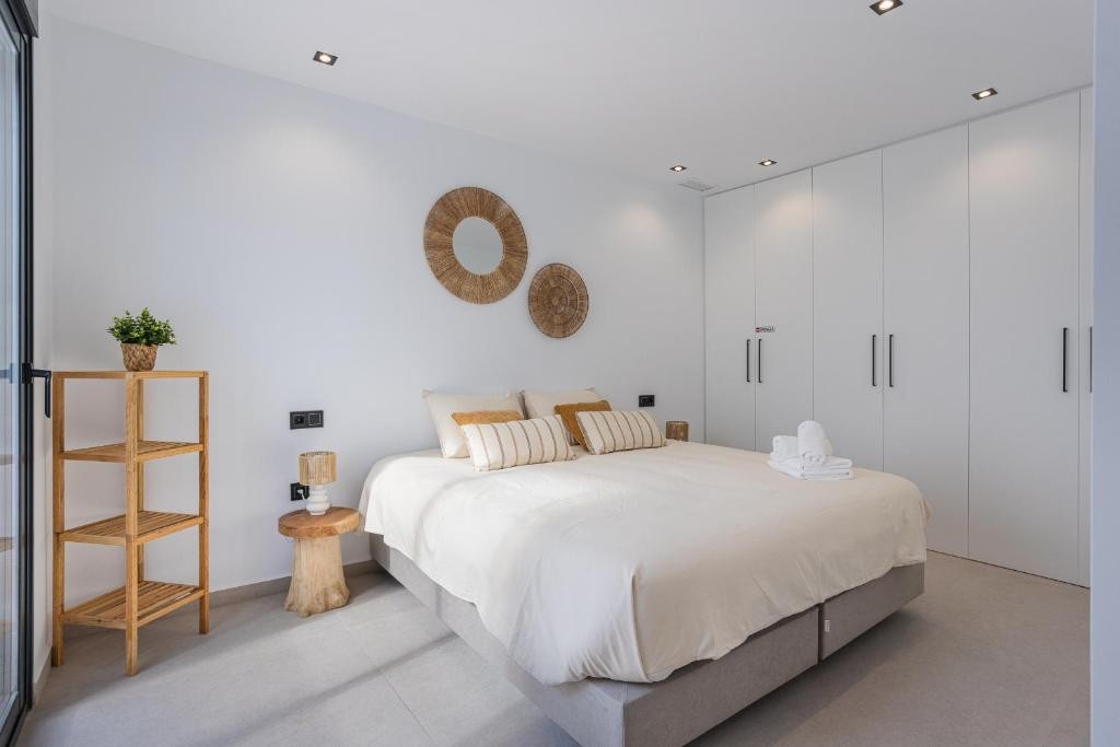 Villa for Sale in Dolores, Alicante