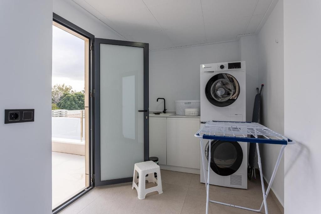 Villa for Sale in Dolores, Alicante