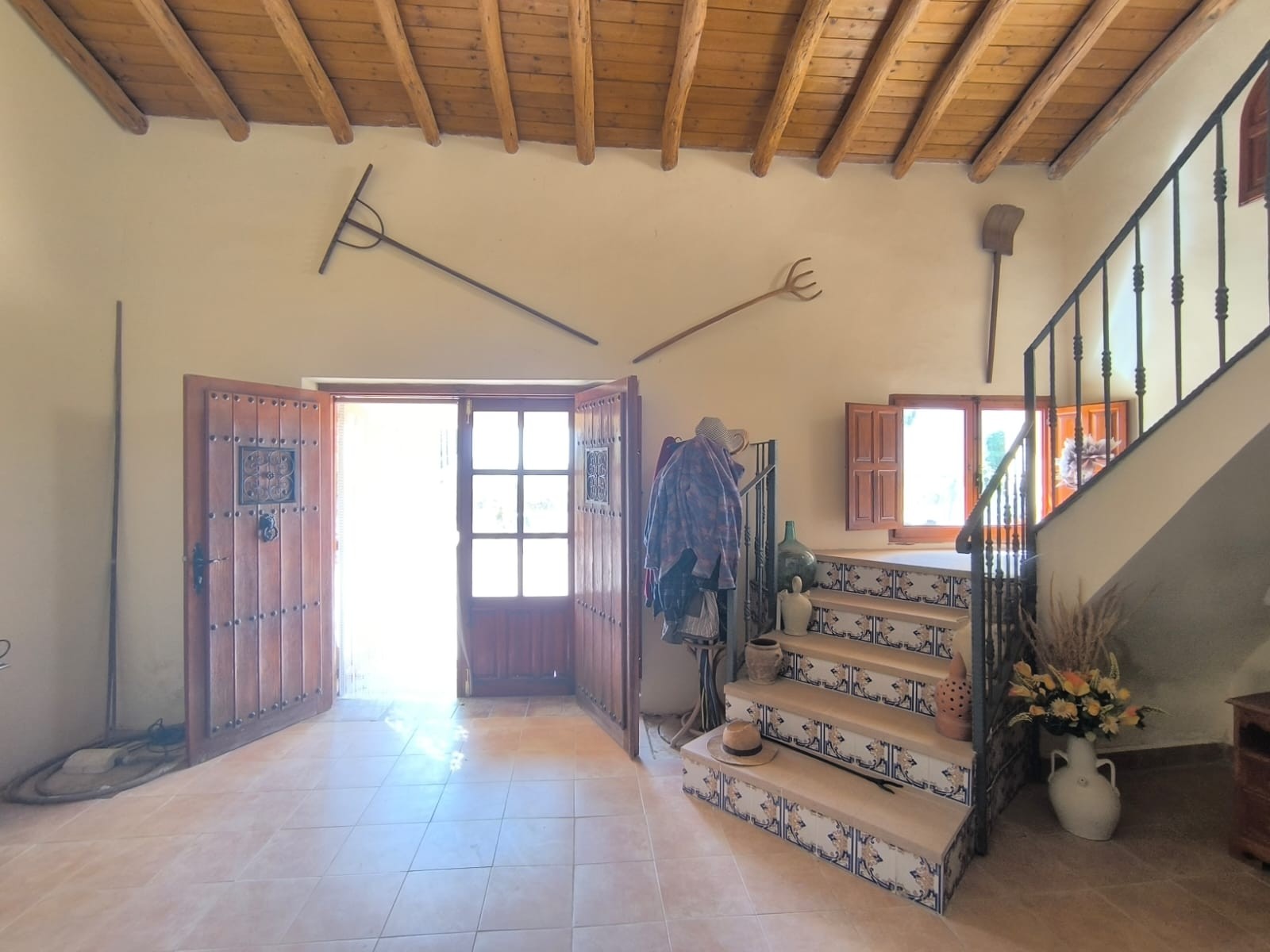 Villa for Sale in Chinorlet, Alicante