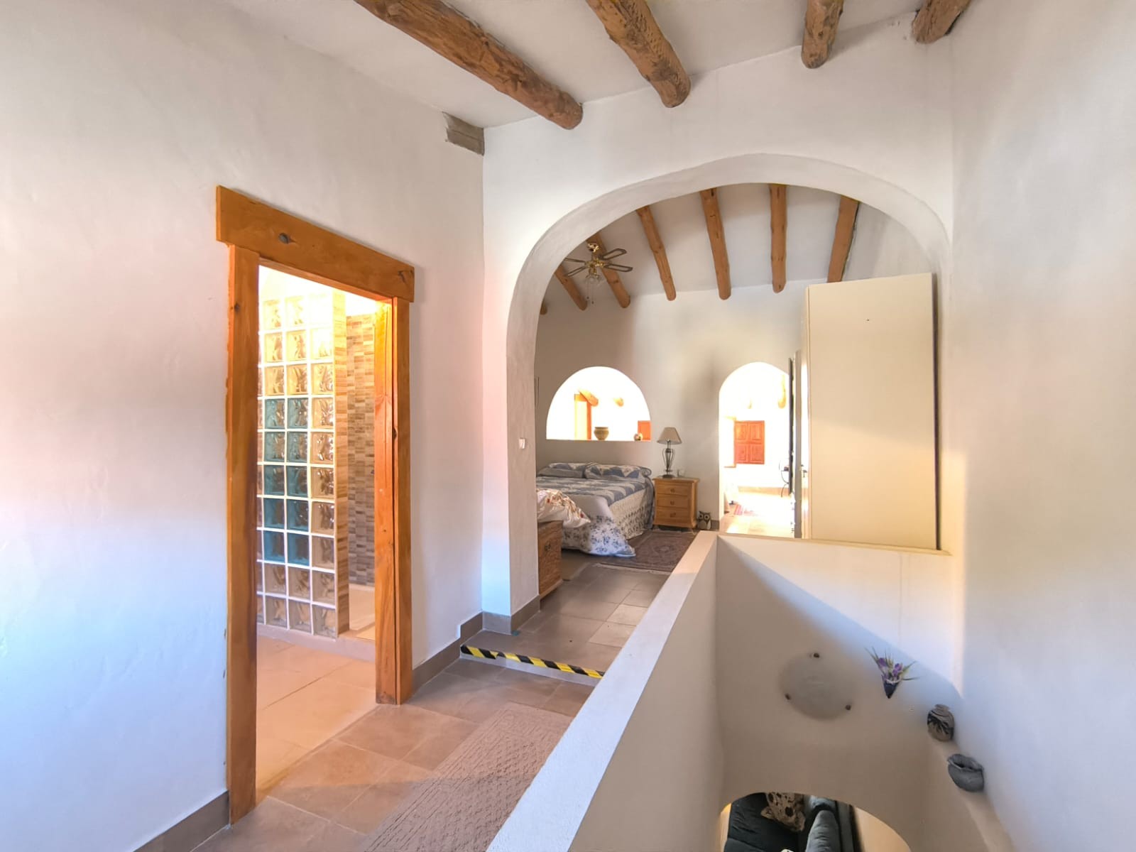Villa for Sale in Chinorlet, Alicante