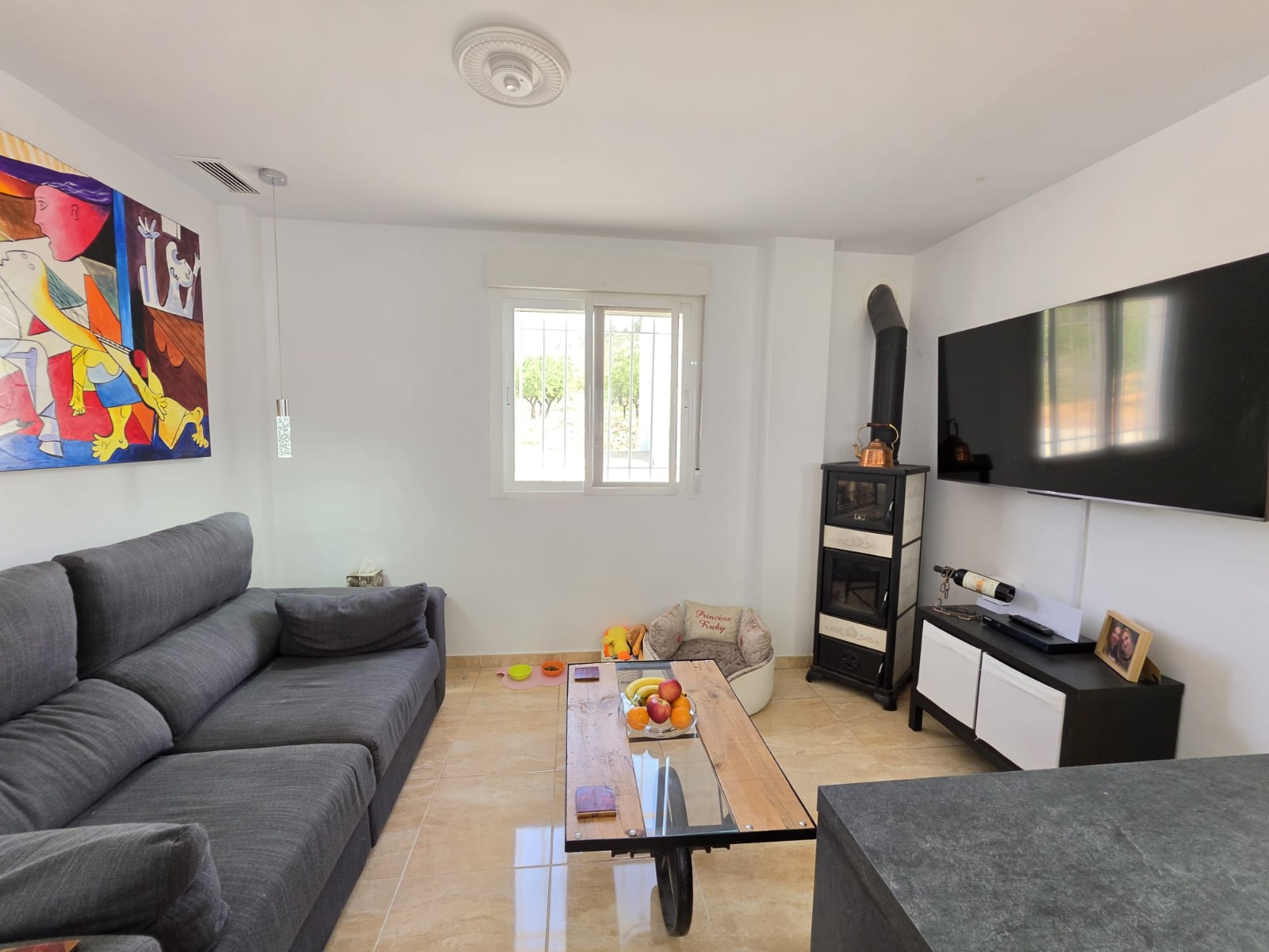 Villa for Sale in Pinoso, Alicante