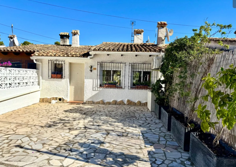 Duplex for Sale in Moraira, Alicante