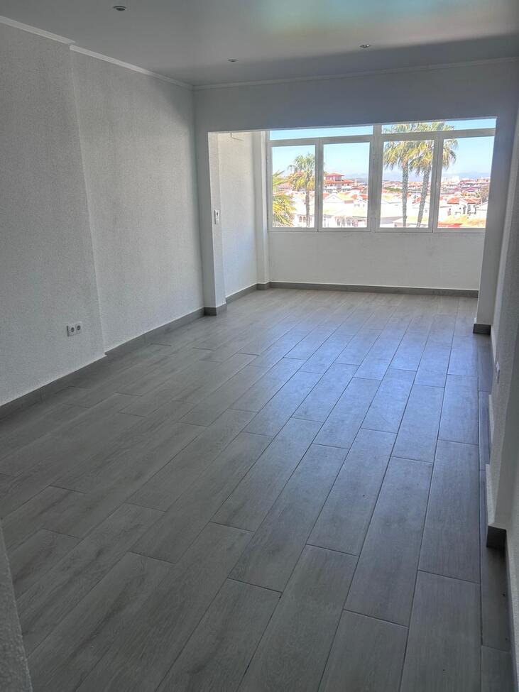 Duplex for Sale in Torrevieja, Alicante
