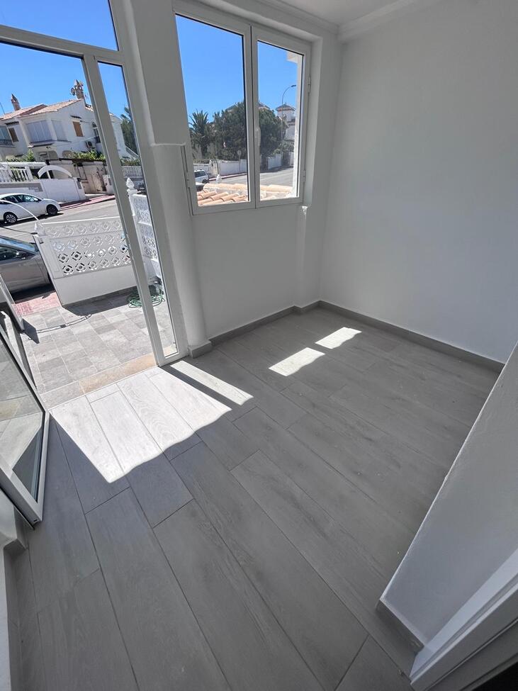 Duplex for Sale in Torrevieja, Alicante