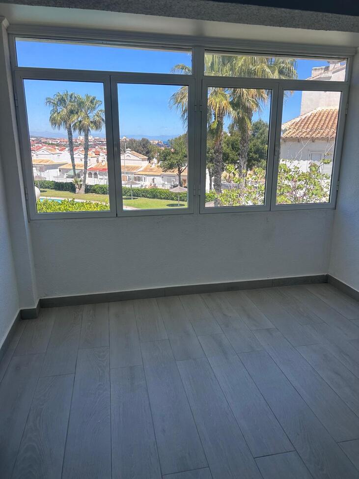 Duplex for Sale in Torrevieja, Alicante
