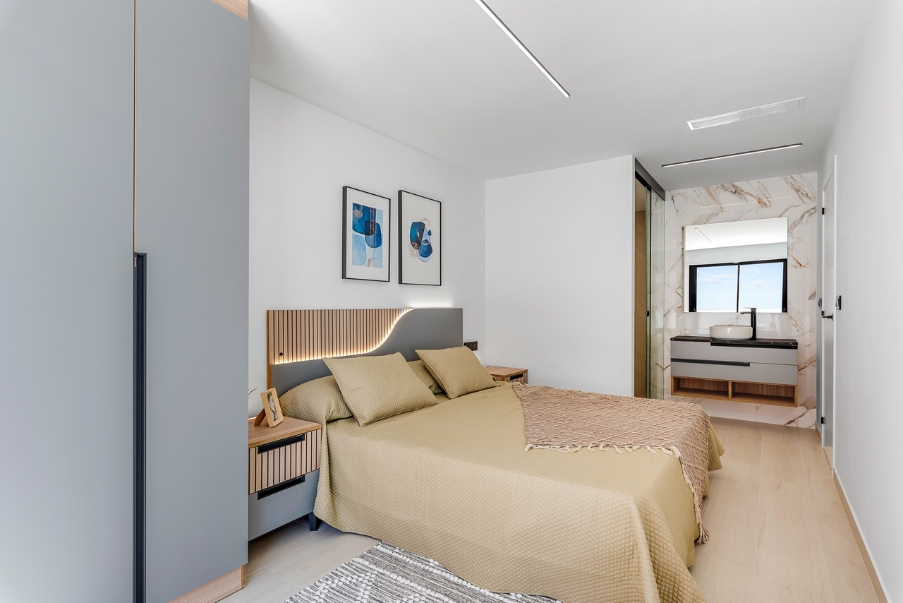 Apartment for Sale in Guardamar del Segura, Alicante