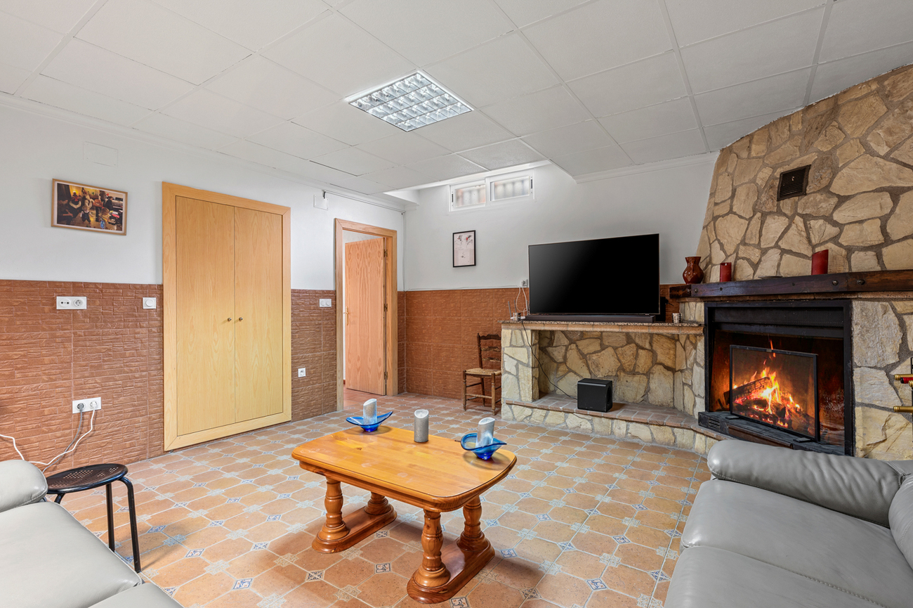 Finca for Sale in Puerto Lumbreras, Murcia