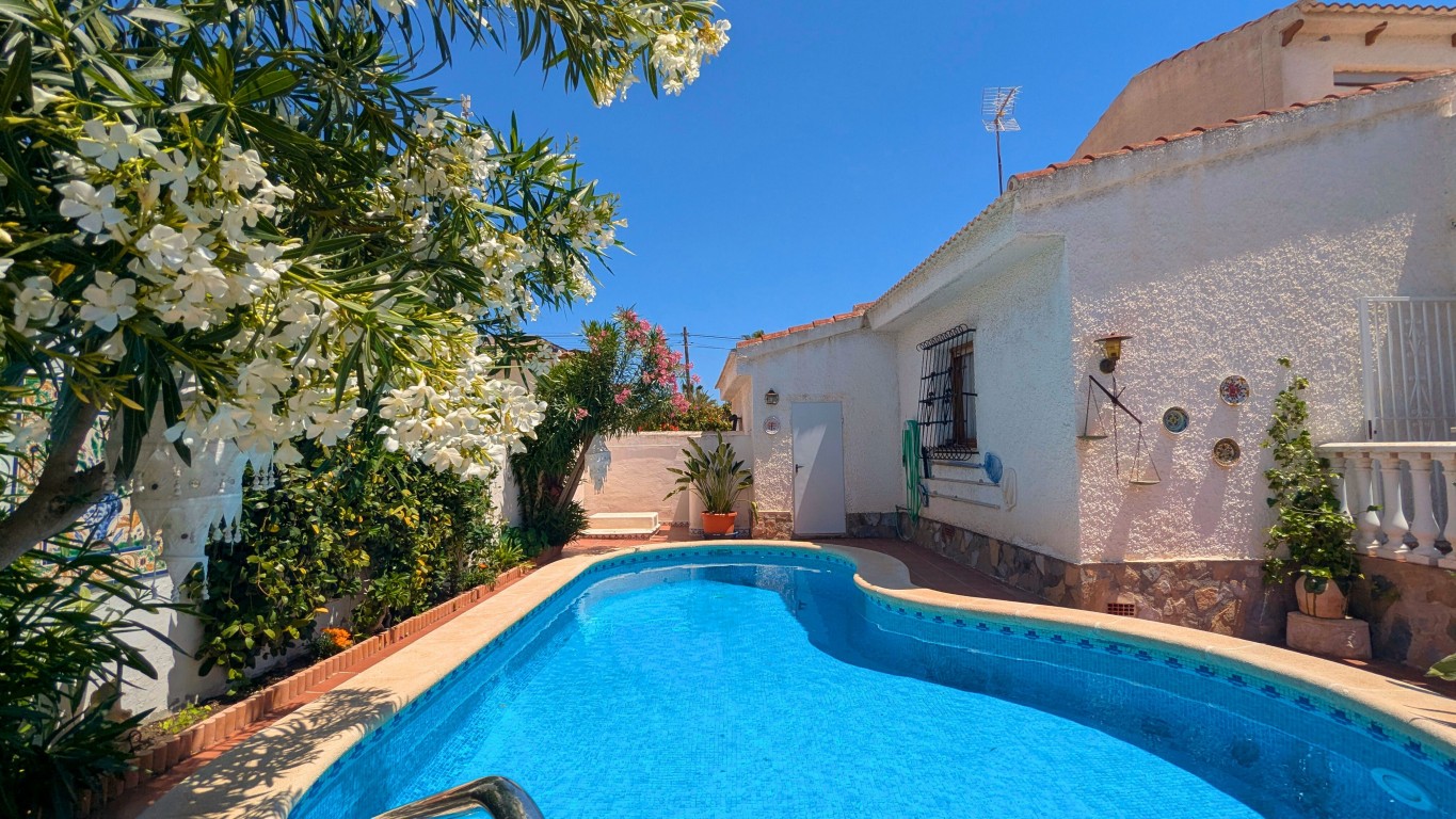 Villa for Sale in Ciudad Quesada, Alicante