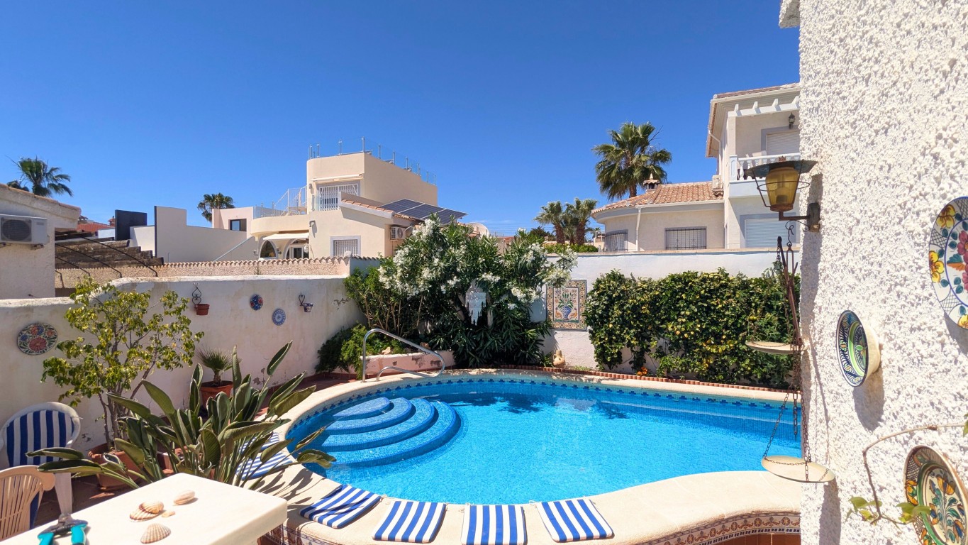 Villa for Sale in Ciudad Quesada, Alicante