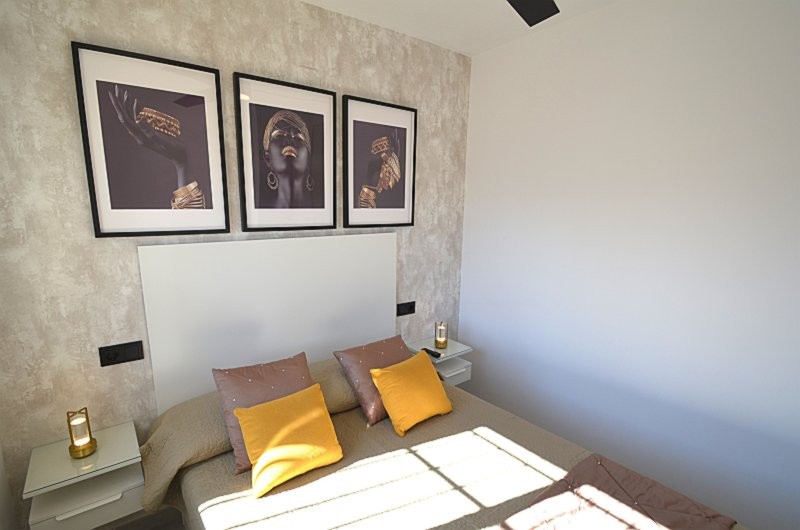 Apartment for Sale in Blue Lagoon, Alicante