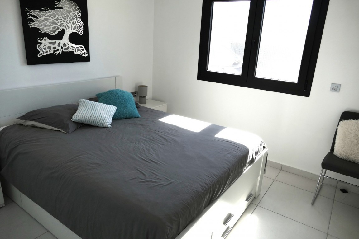 Villa for Sale in Benijofar, Alicante