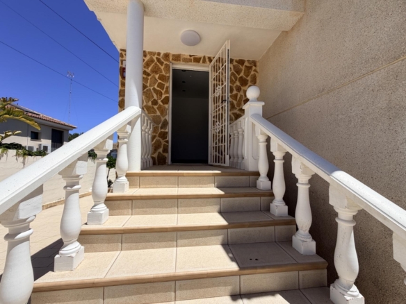 584