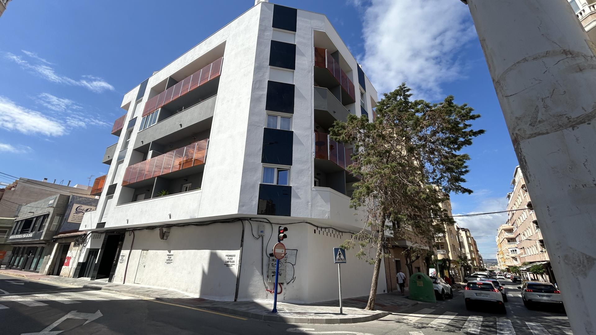 Commercial for Sale in Torrevieja, Alicante