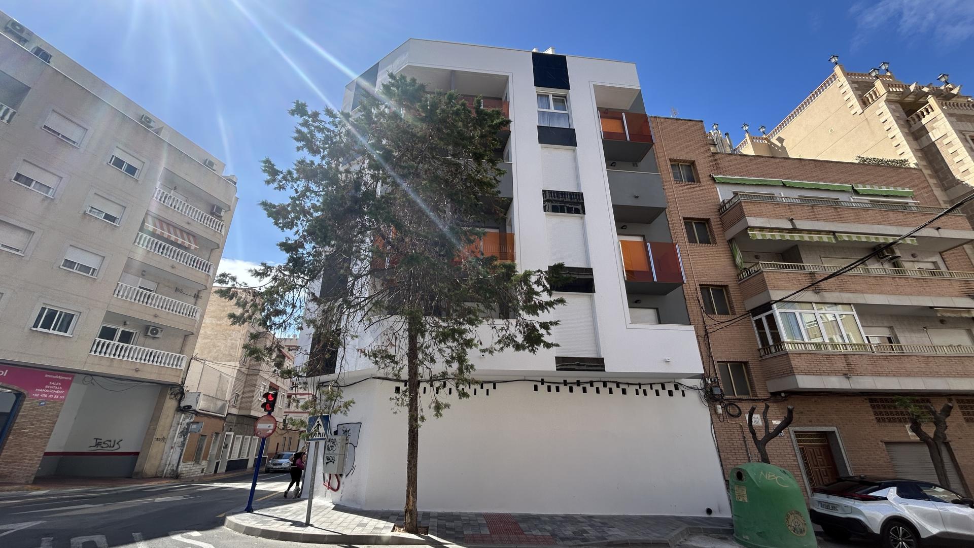 Commercial for Sale in Torrevieja, Alicante
