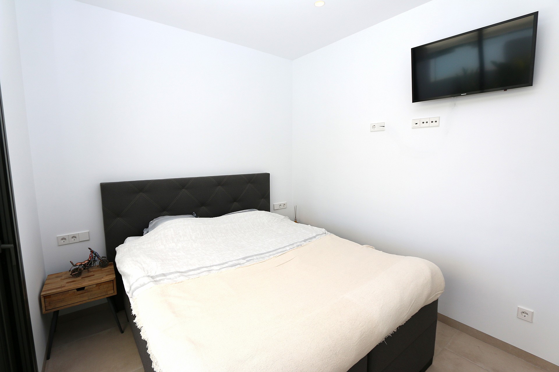 Villa for Sale in Pilar de La Horadada, Alicante