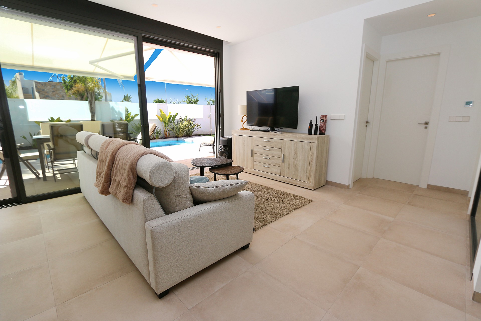 Villa for Sale in Pilar de La Horadada, Alicante