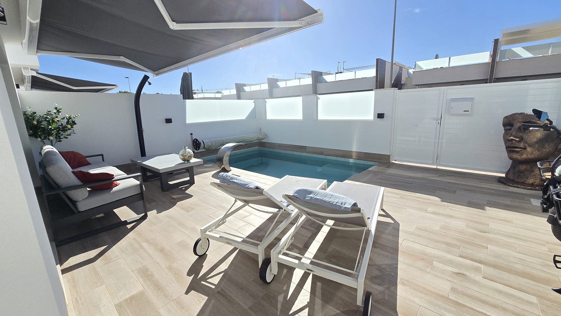 Villa for Sale in San Pedro del Pinatar, Murcia