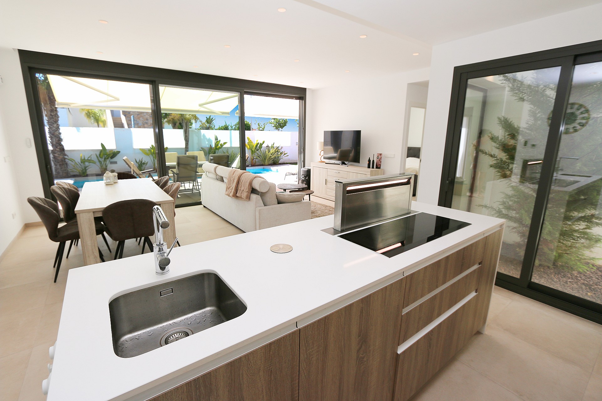 Villa for Sale in Pilar de La Horadada, Alicante