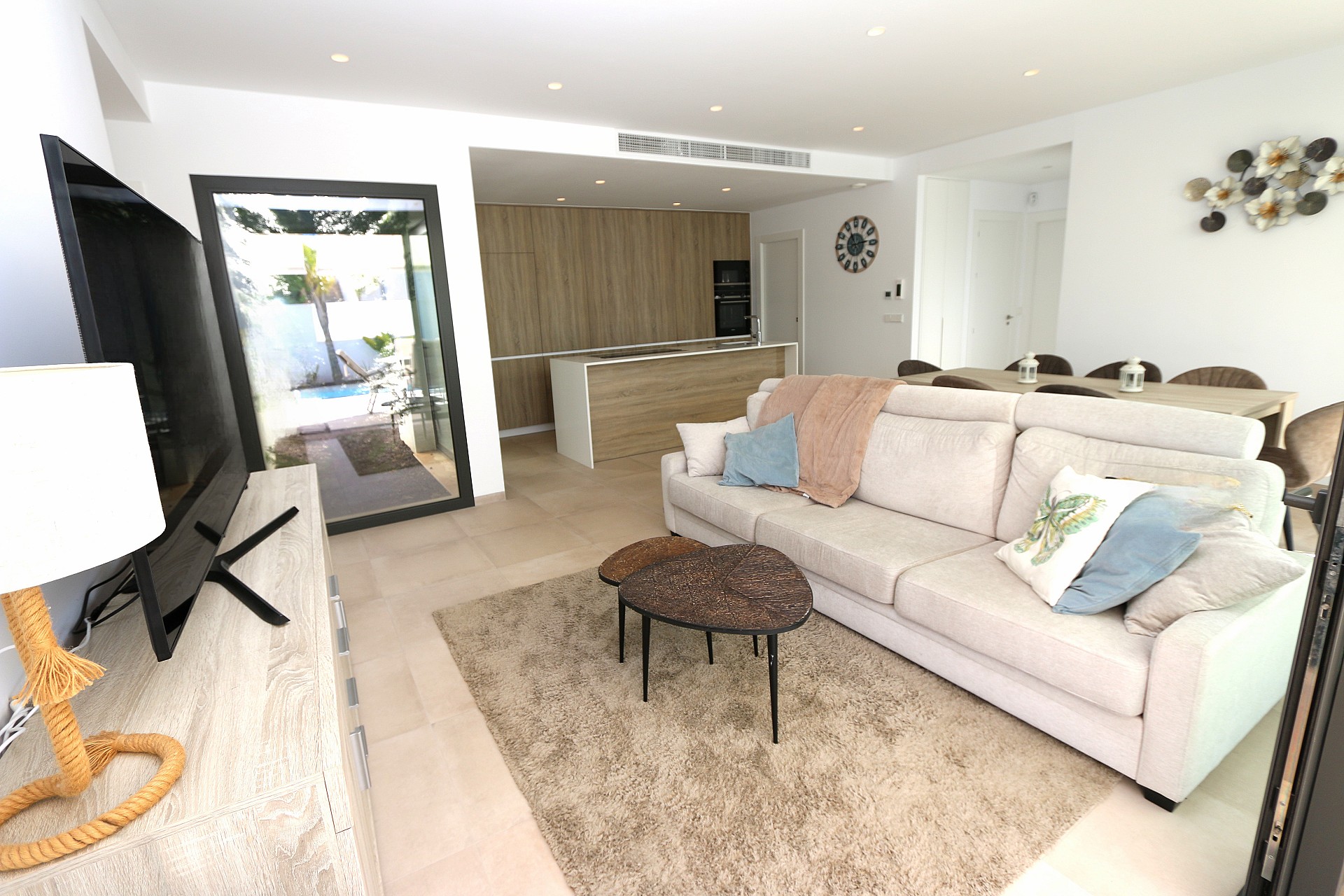 Villa for Sale in Pilar de La Horadada, Alicante