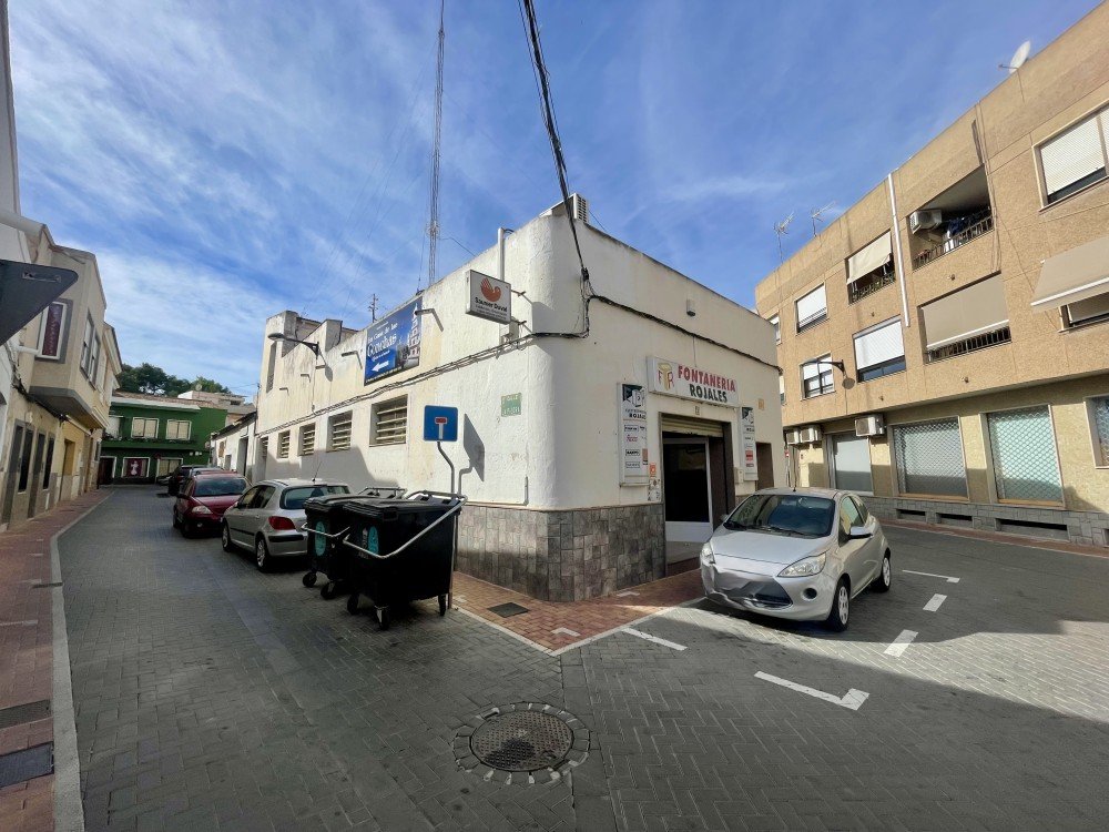 Commercial for Sale in Rojales, Alicante