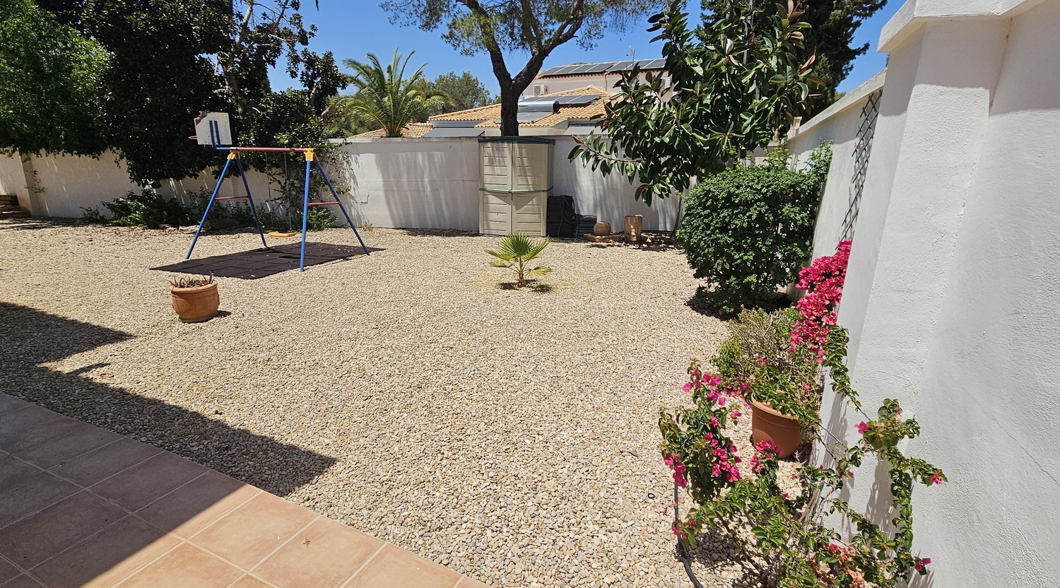 Villa for Sale in Pinar de Campoverde, Alicante