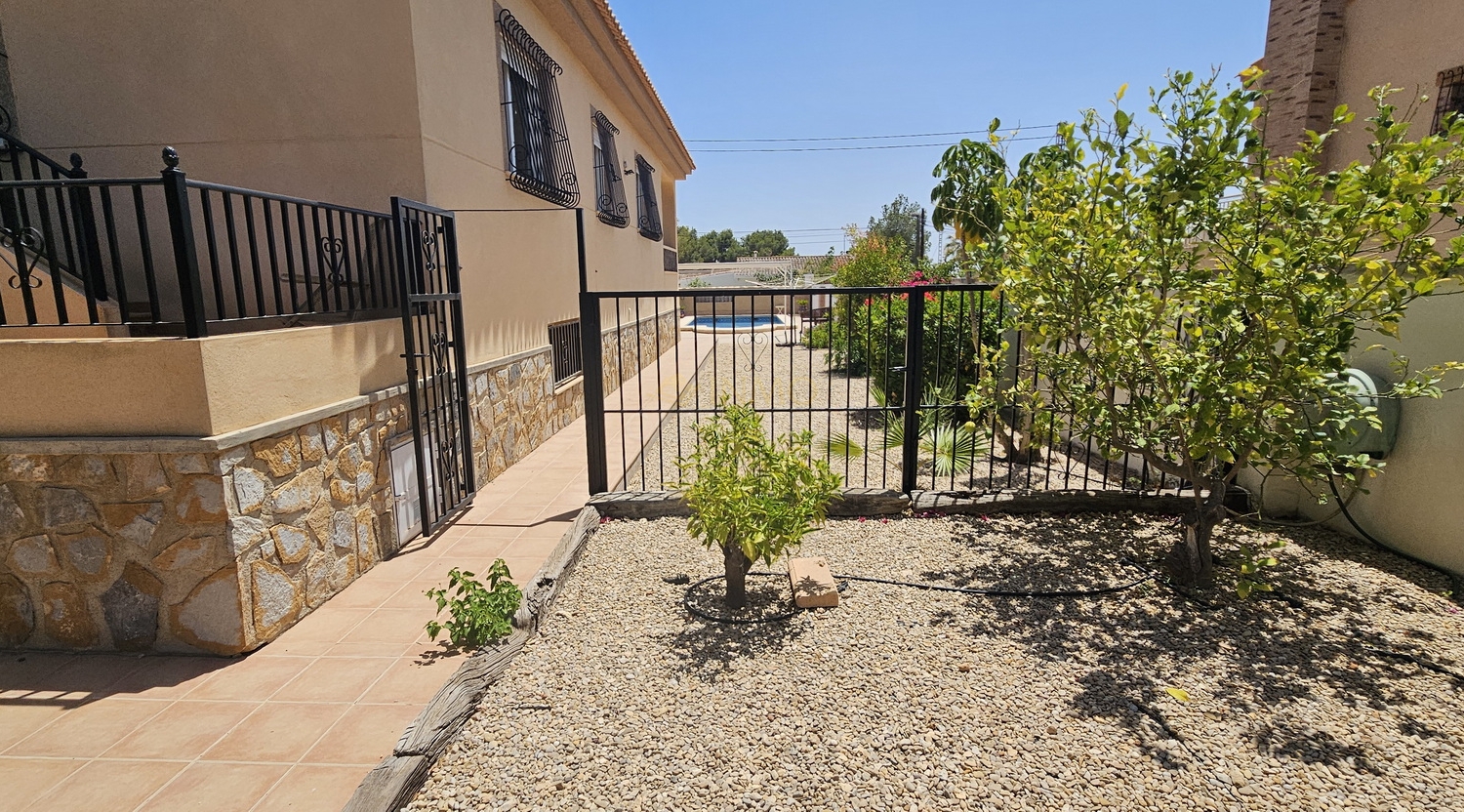 Villa for Sale in Pinar de Campoverde, Alicante