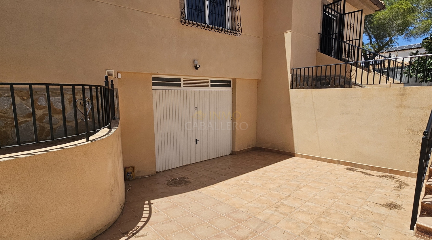 Villa for Sale in Pinar de Campoverde, Alicante