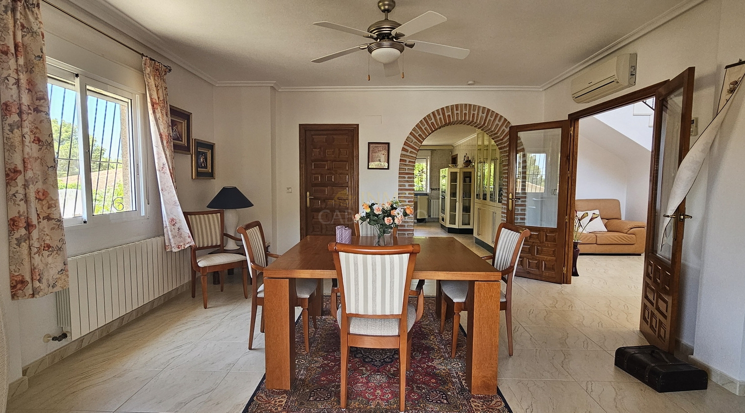 Villa for Sale in Pinar de Campoverde, Alicante