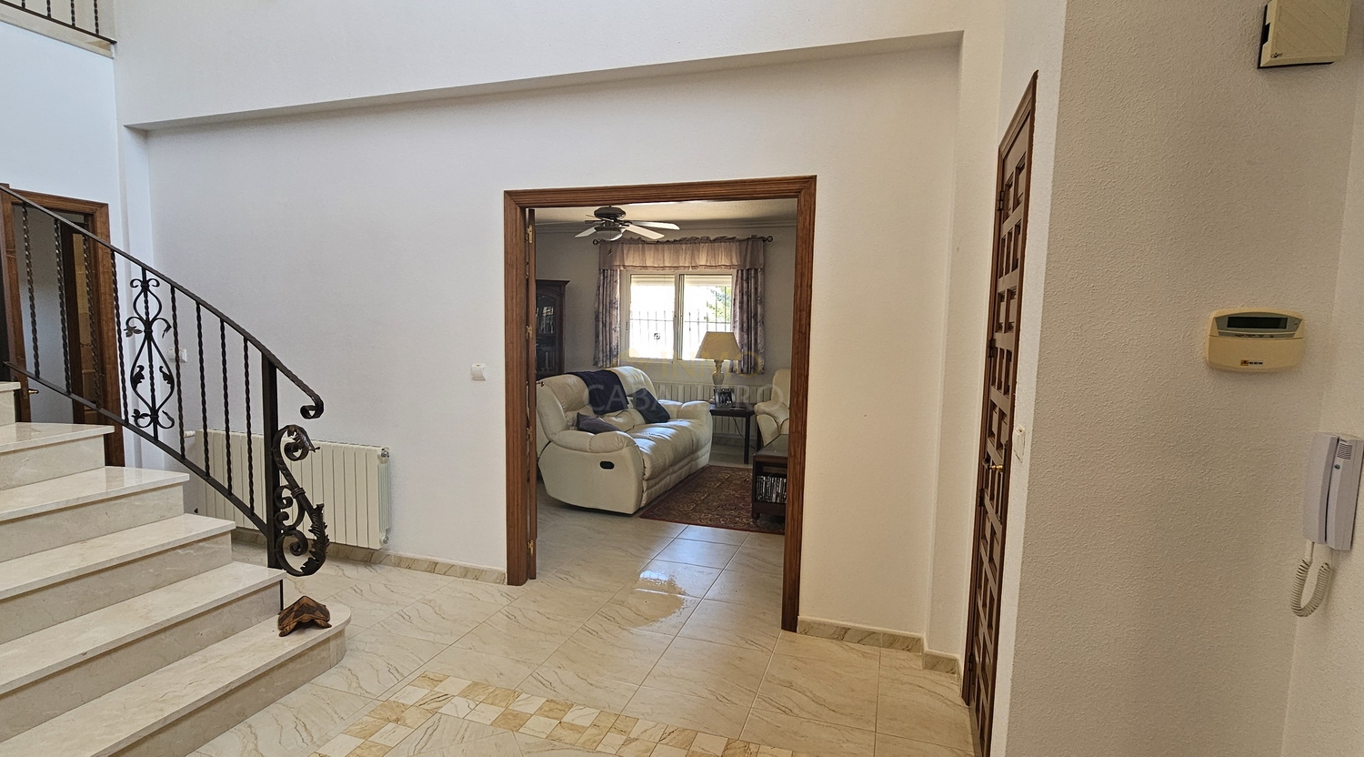 Villa for Sale in Pinar de Campoverde, Alicante