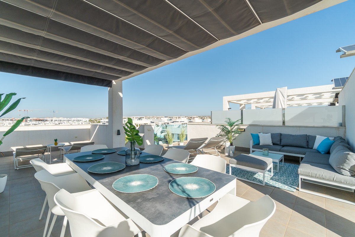 Apartment for Sale in El Raso, Alicante