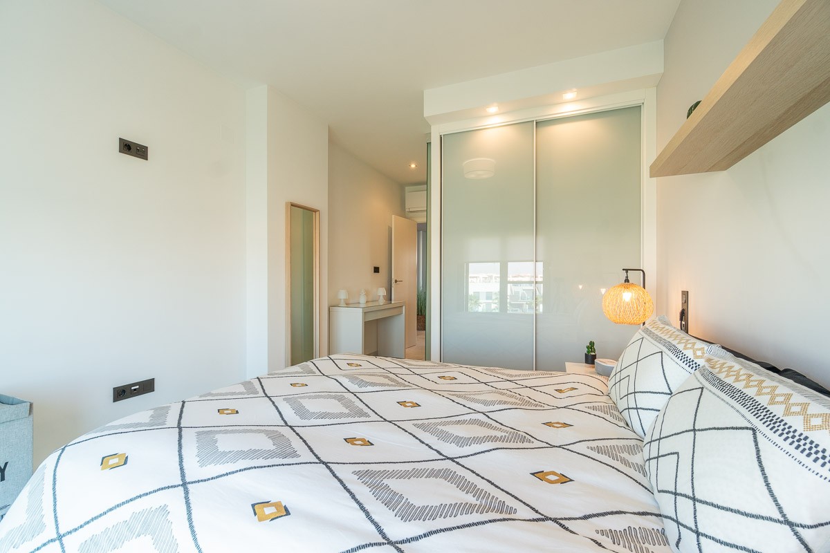 Apartment for Sale in El Raso, Alicante