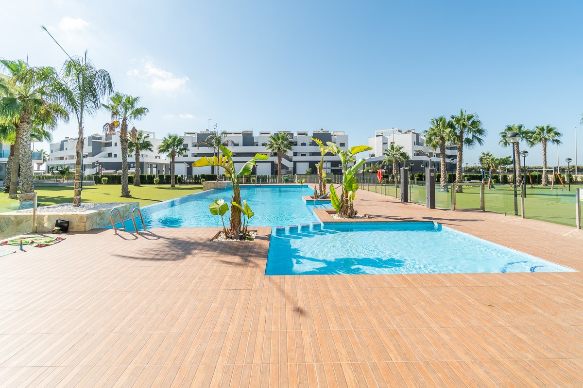 Apartment for Sale in El Raso, Alicante