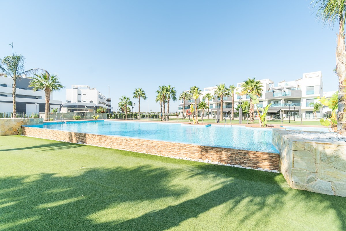 Apartment for Sale in El Raso, Alicante
