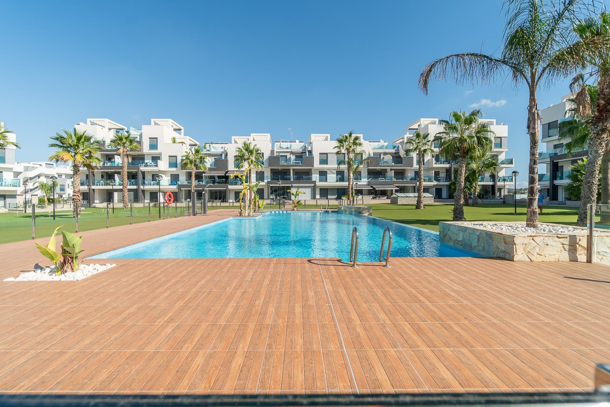 Apartment for Sale in El Raso, Alicante