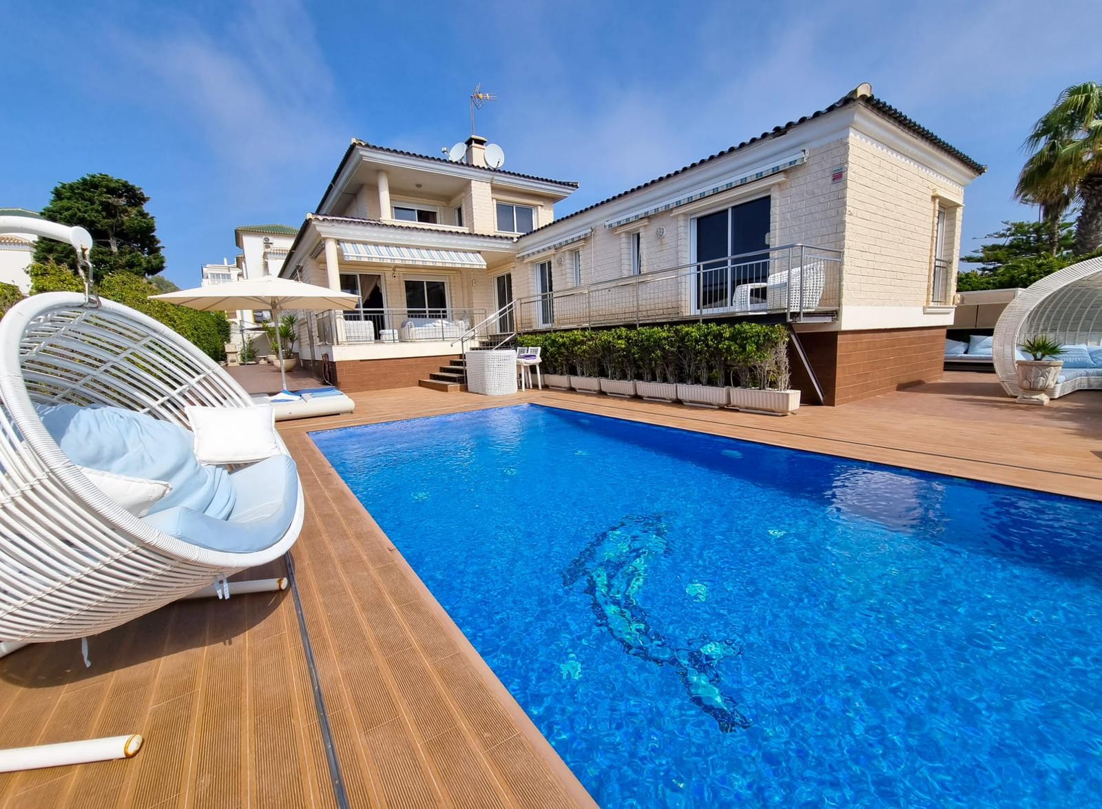 Villa for Sale in Torrevieja, Alicante