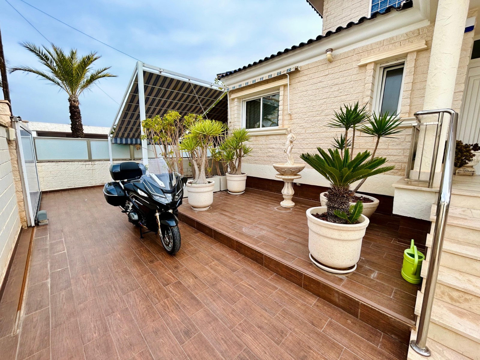 Villa for Sale in Torrevieja, Alicante