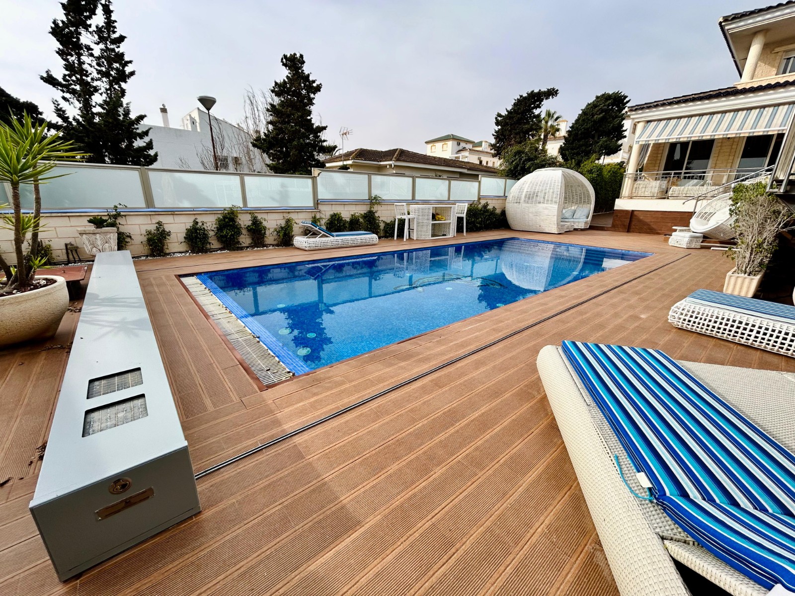 Villa for Sale in Torrevieja, Alicante