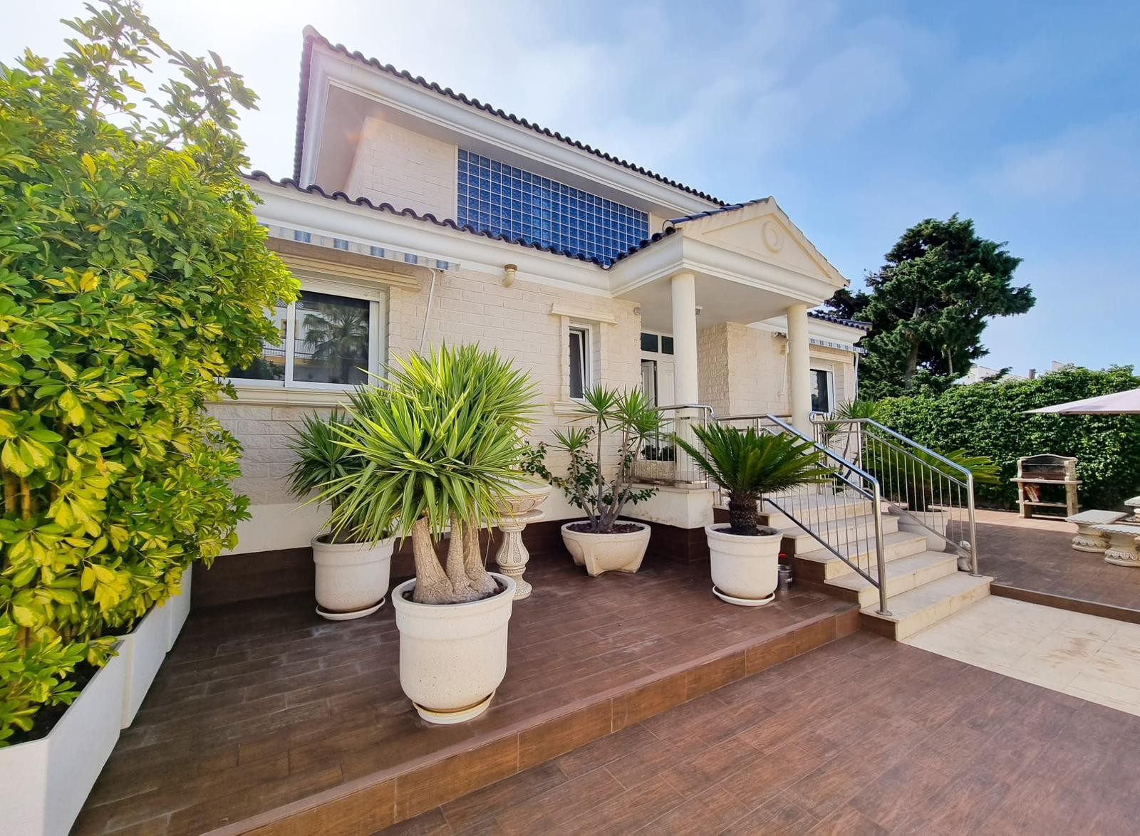 Villa for Sale in Torrevieja, Alicante