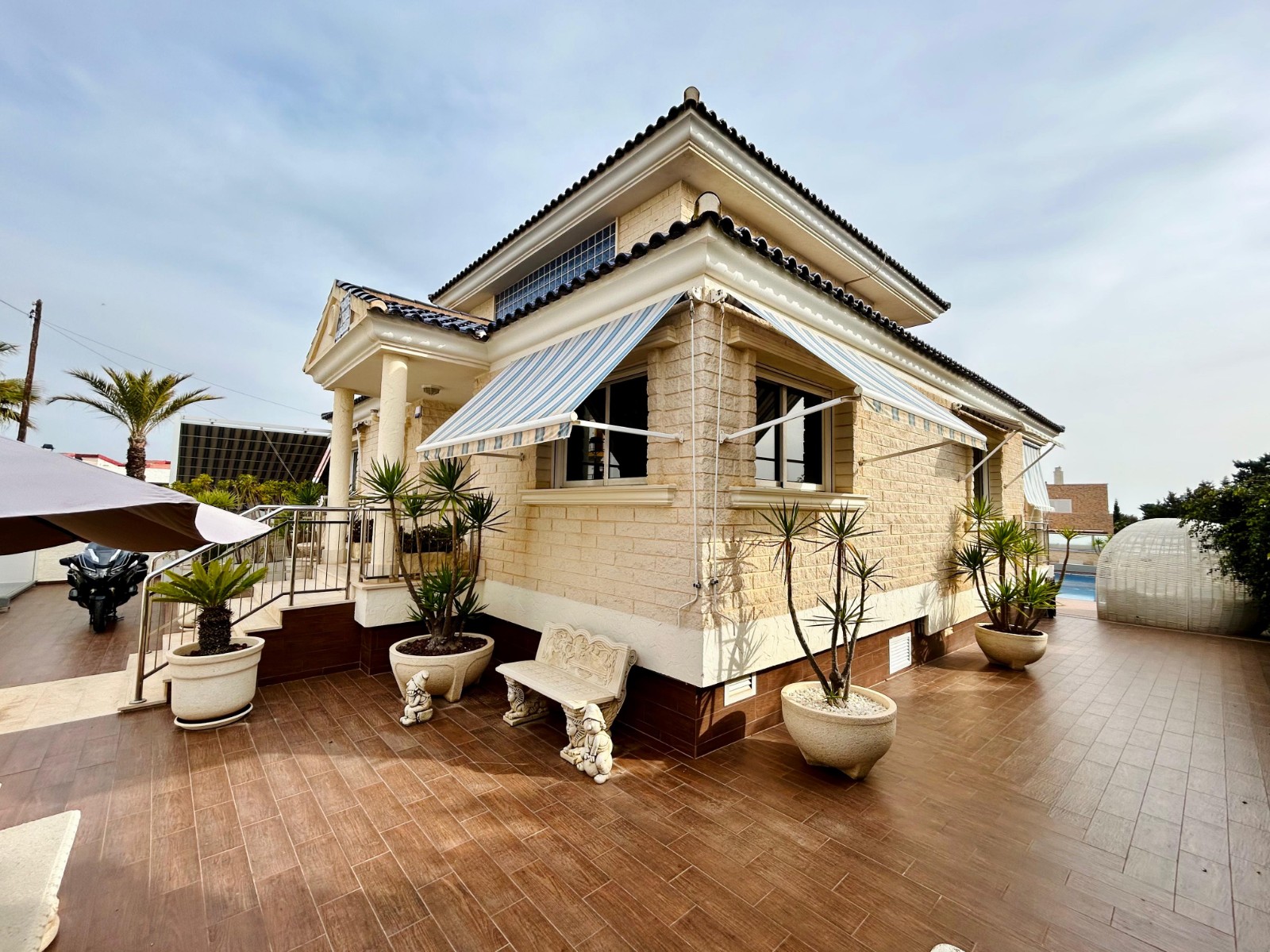 Villa for Sale in Torrevieja, Alicante